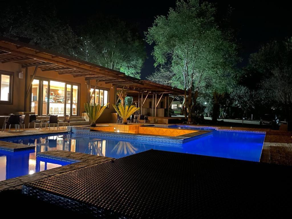 Manor Hills Guest Lodge Rustenburg Exterior foto